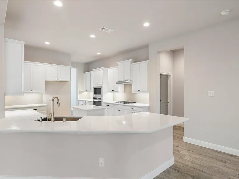 1524 N Blue Bonnet Ln — Photo 25