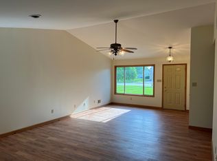 9223 Clark Pl, Crown Point, IN 46307