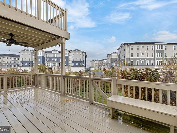 5th image of 807 Auckland Way