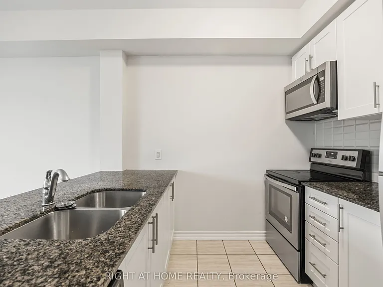 2393 Bronte Rd #308 — Photo 15