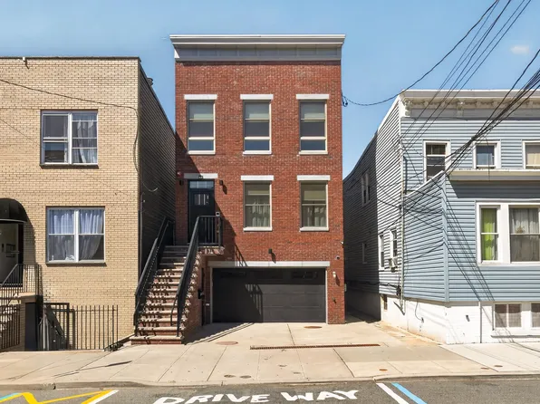 512 4th Street image 1 of 32