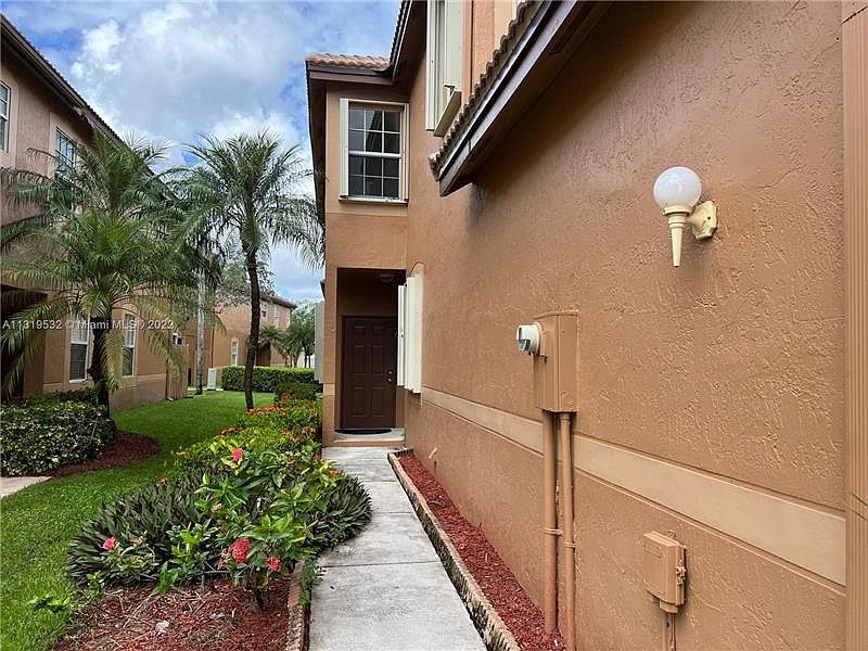 1st image of 1411 Barcelona Way #1-27
