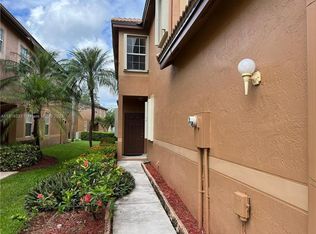 1411 Barcelona Way #1-27, Fort Lauderdale, FL 33327
