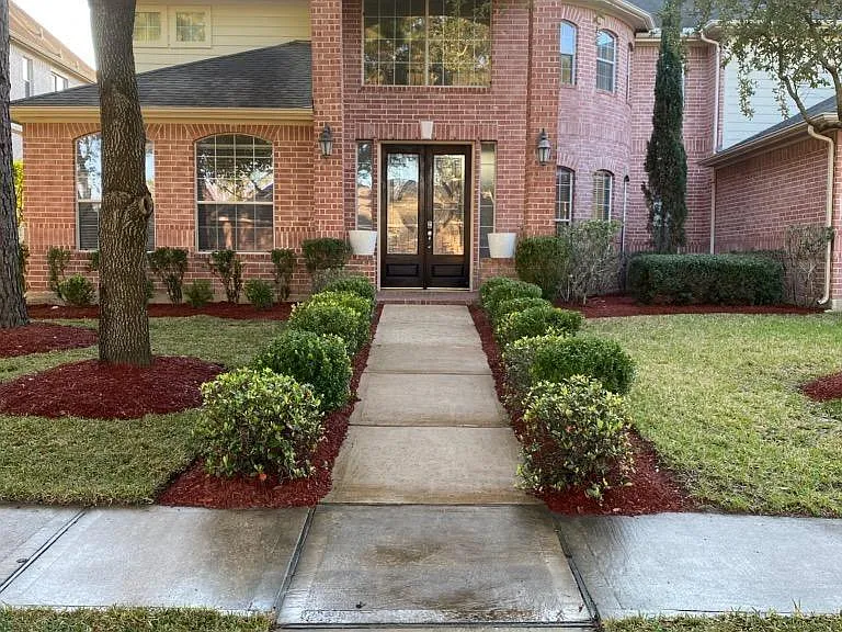 11815 Canyon Mills Dr — Photo 1