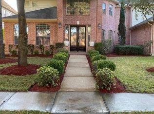 11815 Canyon Mills Dr, Houston, TX 77095