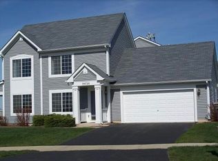 39720 N Queensbury Ln #473-5, Beach Park, IL 60083
