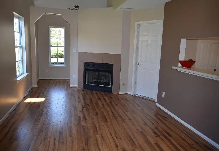 5016 Kemps Lake Dr — Photo 3