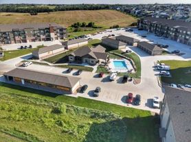 Hickman Hills Apartments