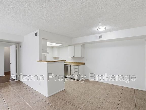 5th image of 4608 W Maryland Ave Unit 138