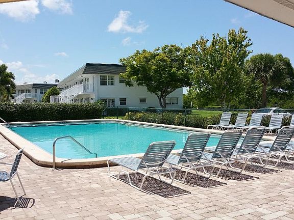 5th image of 2800 Indian River Blvd