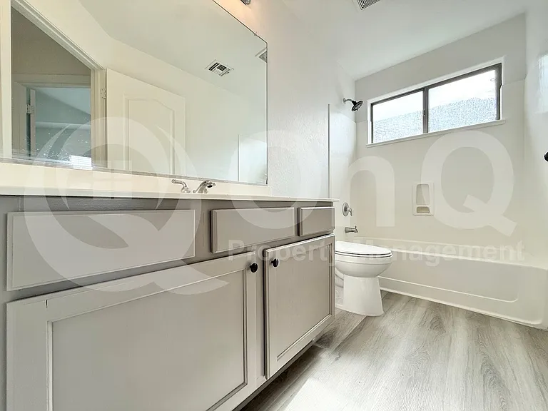 5517 W Wood St — Photo 21