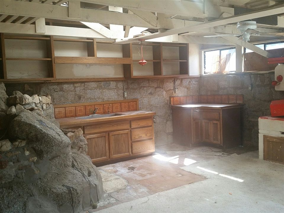 2nd image of 29455 Primrose Dr