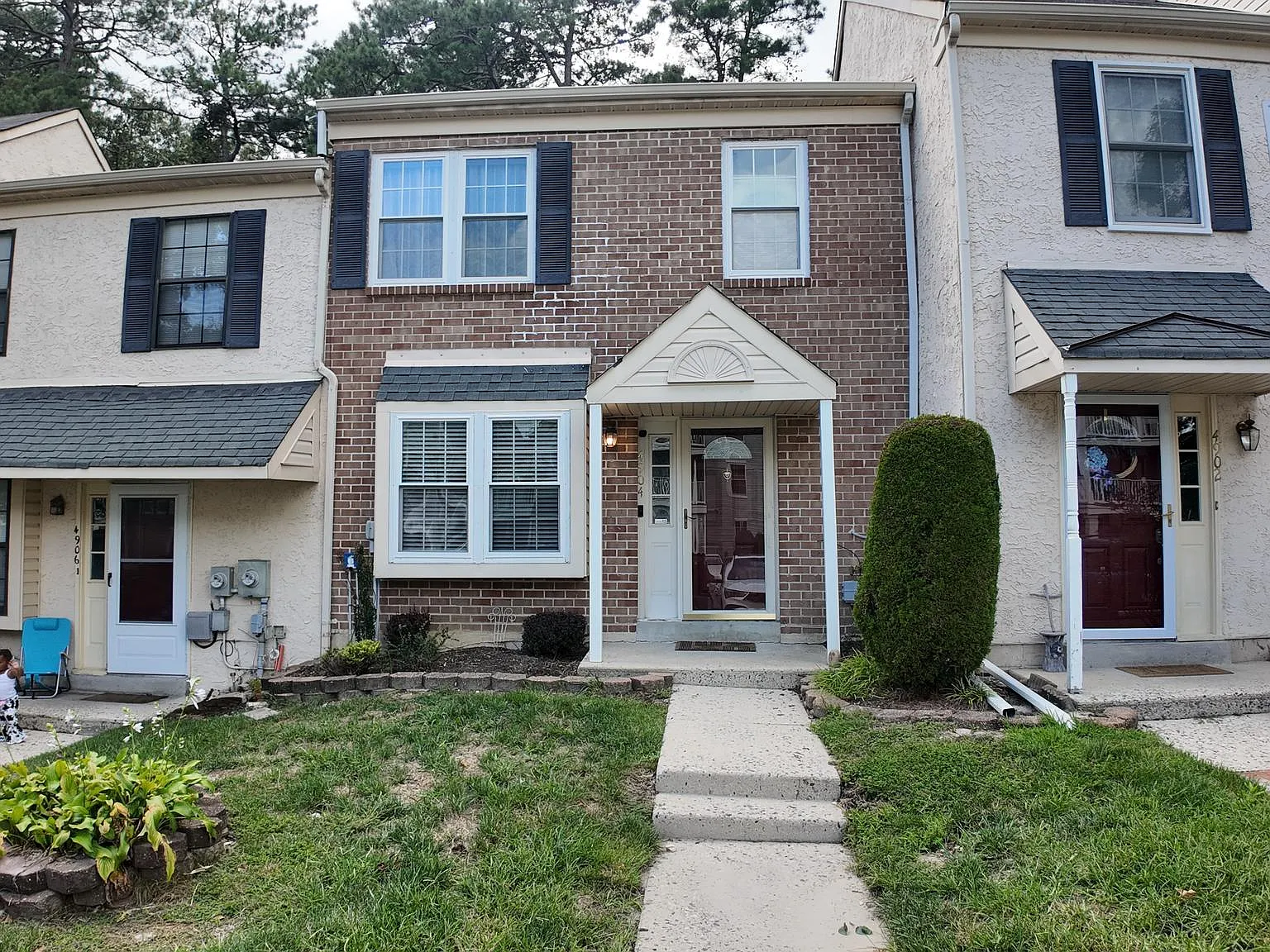 2 bed, 1.5 bath, 1080 sqft, $2,100 — Photo 1