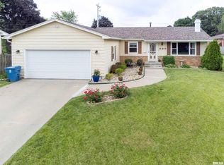 450 31st Ave, East Moline, IL 61244