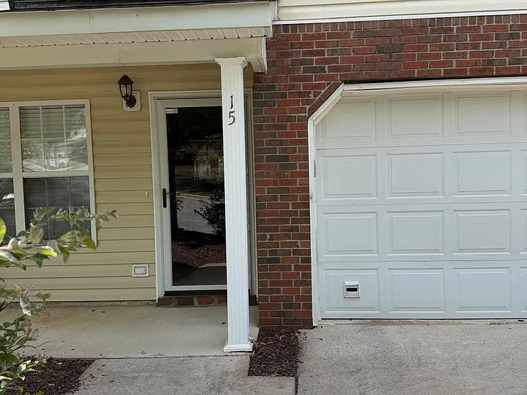 15 Barrymore Ct — Photo 1