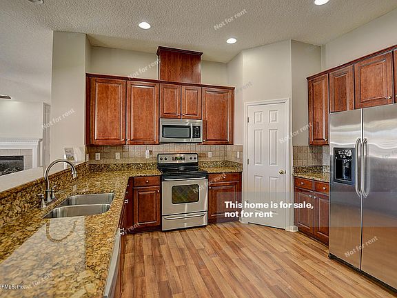 2nd image of 9129 Prosperity Lake Dr