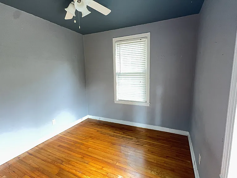 624 Glenview Dr — Photo 12