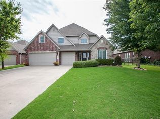 4105 N Oak Ave, Broken Arrow, OK 74012