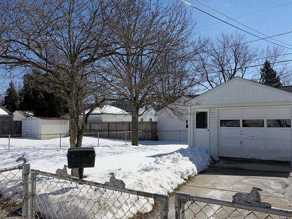 Backyard/Garage