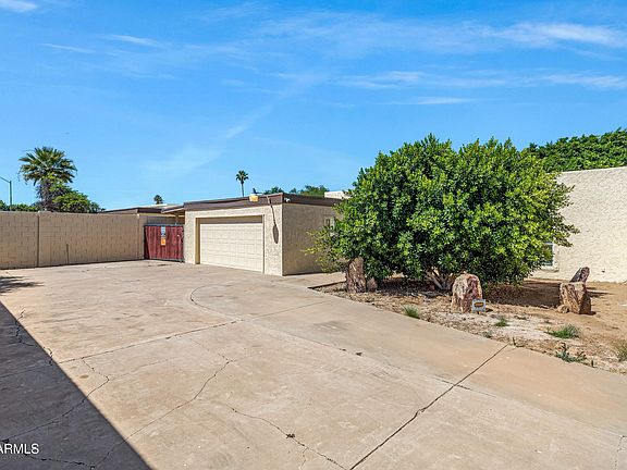 4th image of 3213 W SAHUARO Drive