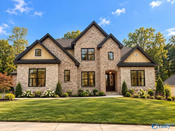 48 Trail Loop Rd, Huntsville, AL 35803