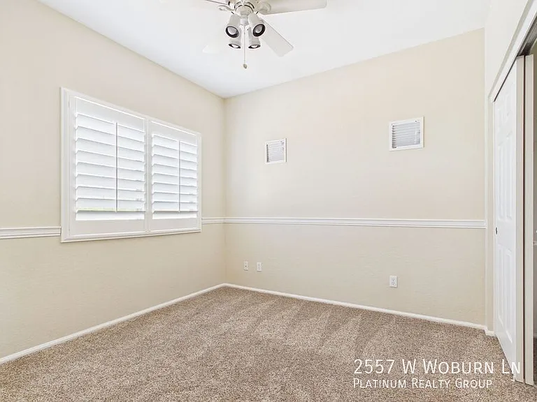 2557 W Woburn Ln — Photo 27
