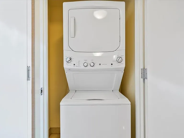 Washer/Dryer