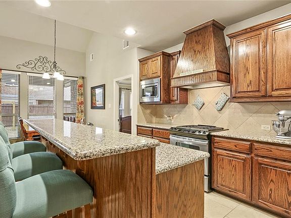 4th image of 117 Stevenson Dr