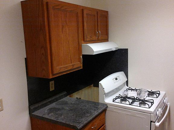 5th image of 353 E Liberty St APT G