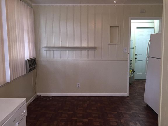 2nd image of 32090 1/2 Avenue E