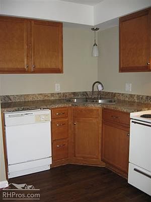1st image of 3901 Whitland Ave APT 25