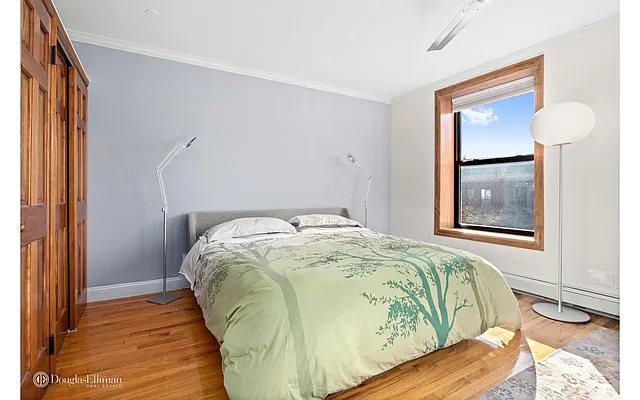 Sold by Douglas Elliman | media 16