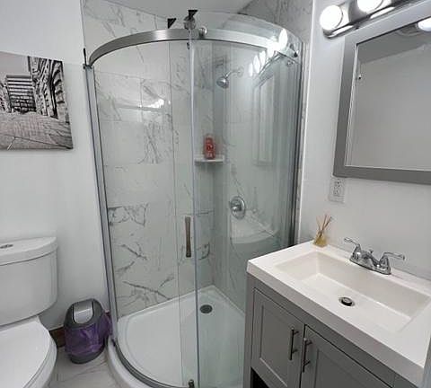 3rd image of 1302 S Alder St #2