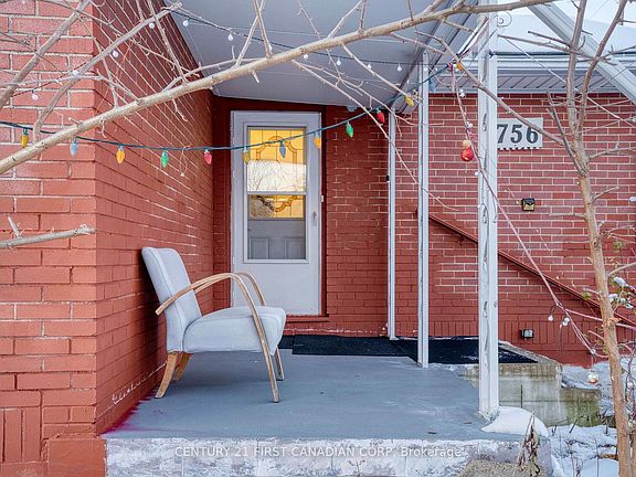 4th image of 756 Cheapside St