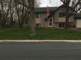 11945 Grouse St NW, Coon Rapids, MN 55448