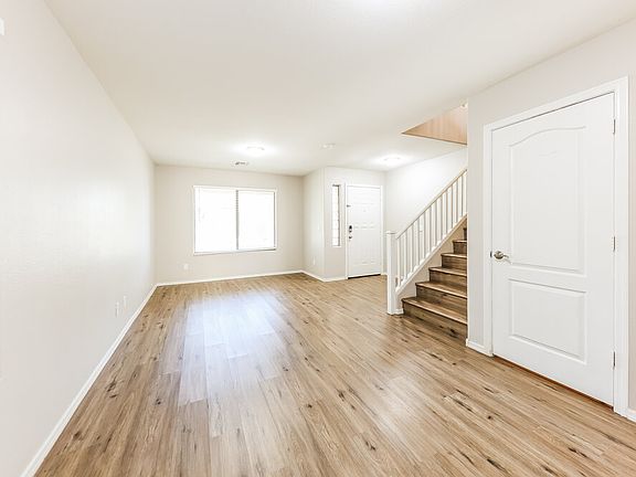 5th image of 2768 S 160th Ln