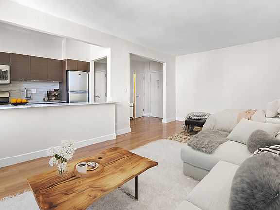 3rd image of 364 W 18th St APT 6D
