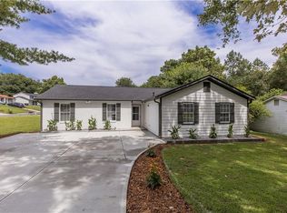 775 Old Manor Rd NW, Lilburn, GA 30047