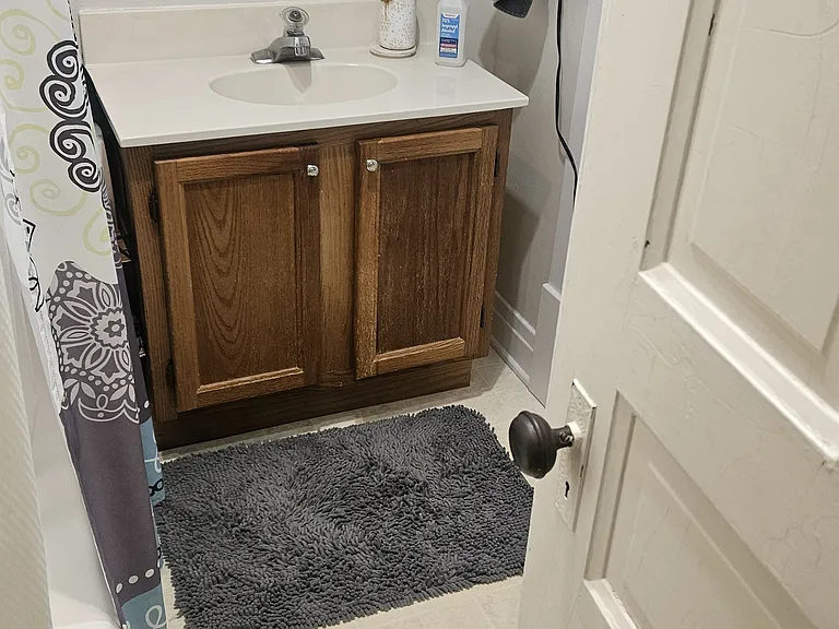 514 State St #1 — Photo 10