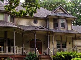 330 Indian Boundary Rd, Chesterton, IN 46304