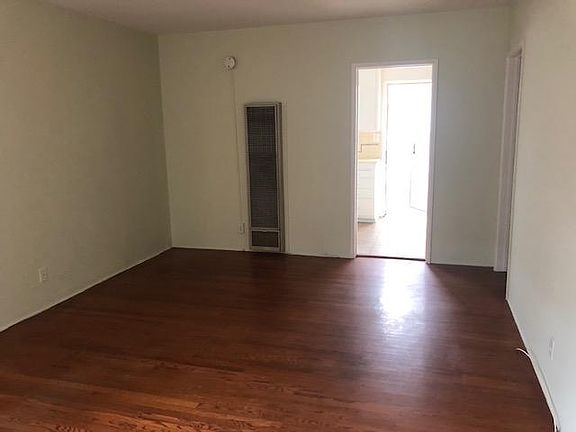 4th image of 2690 N Frederic St