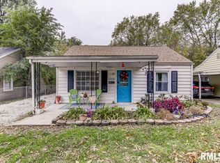 2216 Montgomery Ln, Springfield, IL 62703