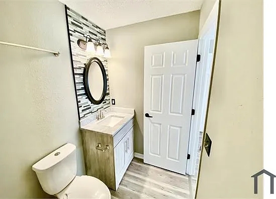 1511 Blue Grass Pkwy — Photo 19