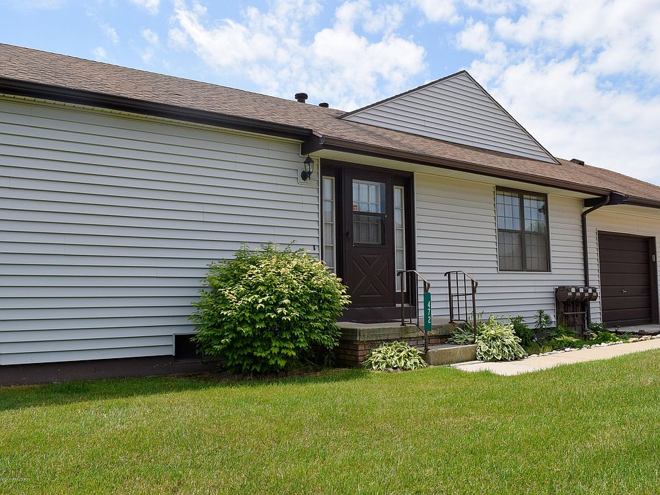 1st image of 472 Red Cedar Blvd #1
