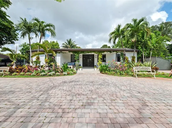 13700 N Miami Ave, Miami, FL 33168