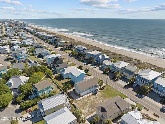 5th image of 725 Fort Fisher Boulevard N