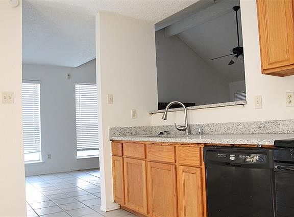 5th image of 8216 Cloverglen Ln