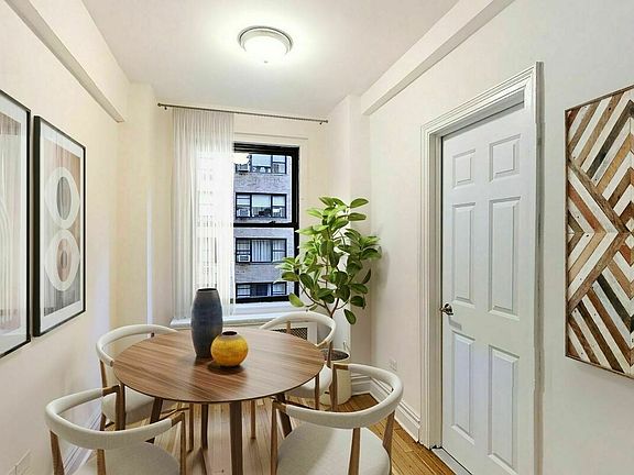 2nd image of 405 E 54th St APT 3Q