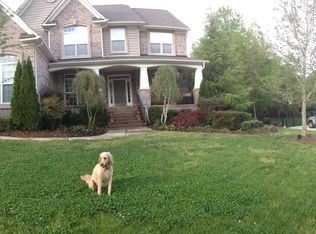 1608 Autumn Gold Ct, Matthews, NC 28104