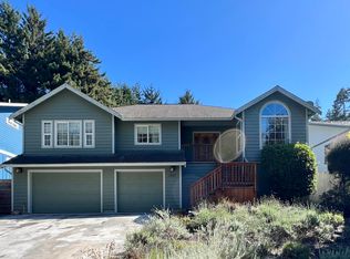 1357 Brady Ct, McKinleyville, CA 95519